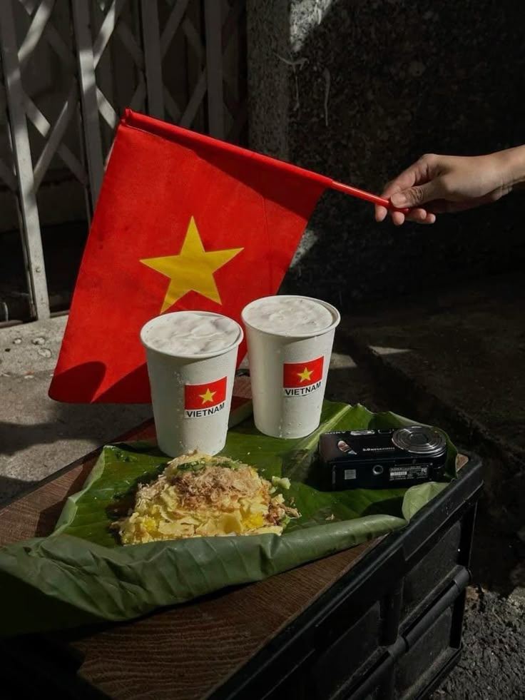 Hình nền lá cờ đỏ sao vàng Việt Nam thể hiện lòng yêu nước